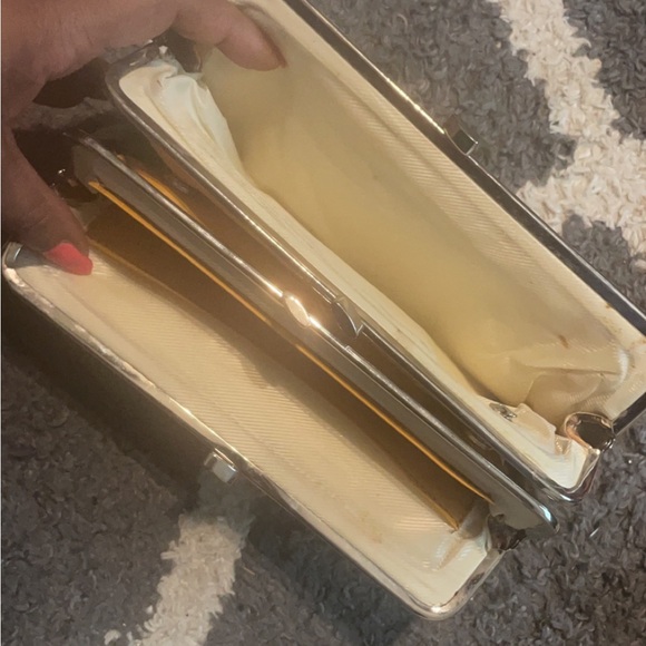 Nice wallet - Picture 3 of 4